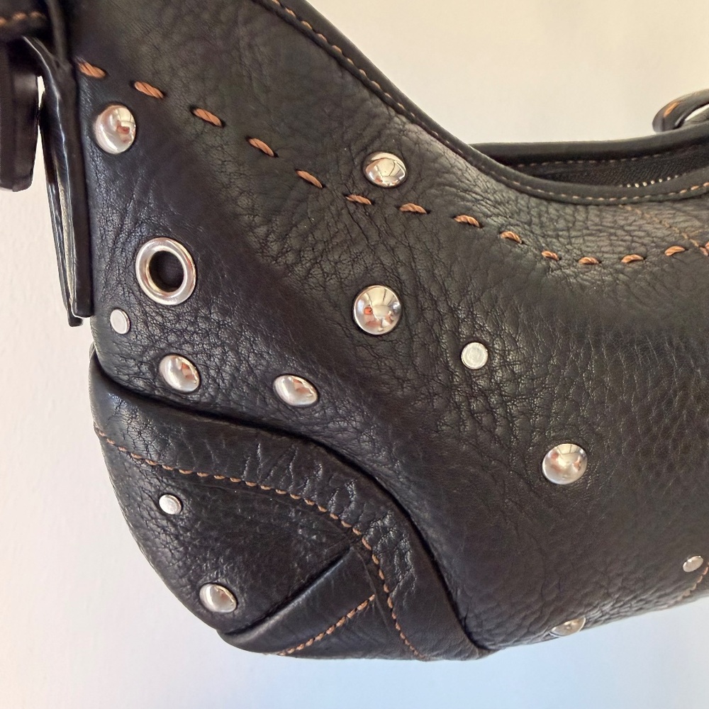 đź–¤GORGEOUS Vintage Coach Leather Black Studded Rivet Soho Shoulder Bag F10931 đź–¤ - Picture 2 of 8